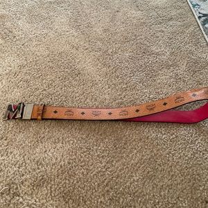 MCM Women’s Reversible Belt